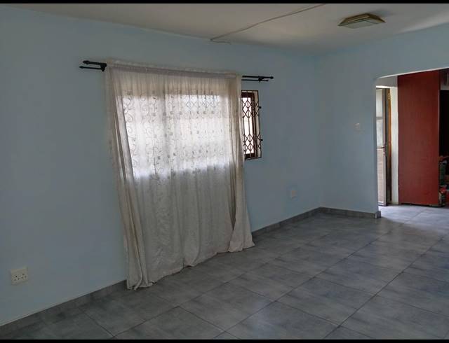 3 BEDROOM HOUSE FOR SALE IN MONTFORD